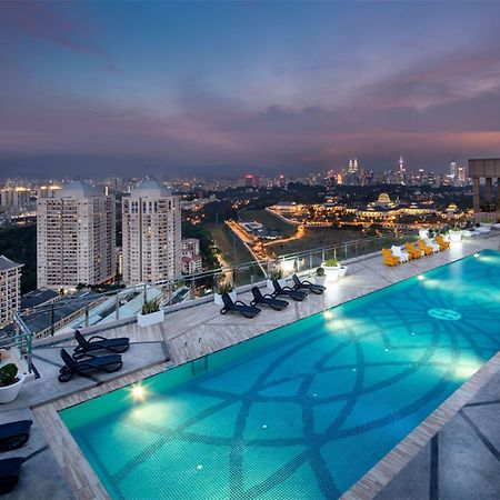 Dorsett Hartamas Kuala Lumpur Hotel Eksteriør billede Infinity pool at the rooftop of the hotel