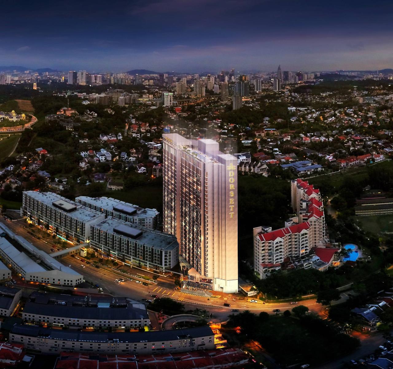 Dorsett Hartamas Kuala Lumpur Hotel Eksteriør billede The 38-storey residential tower
