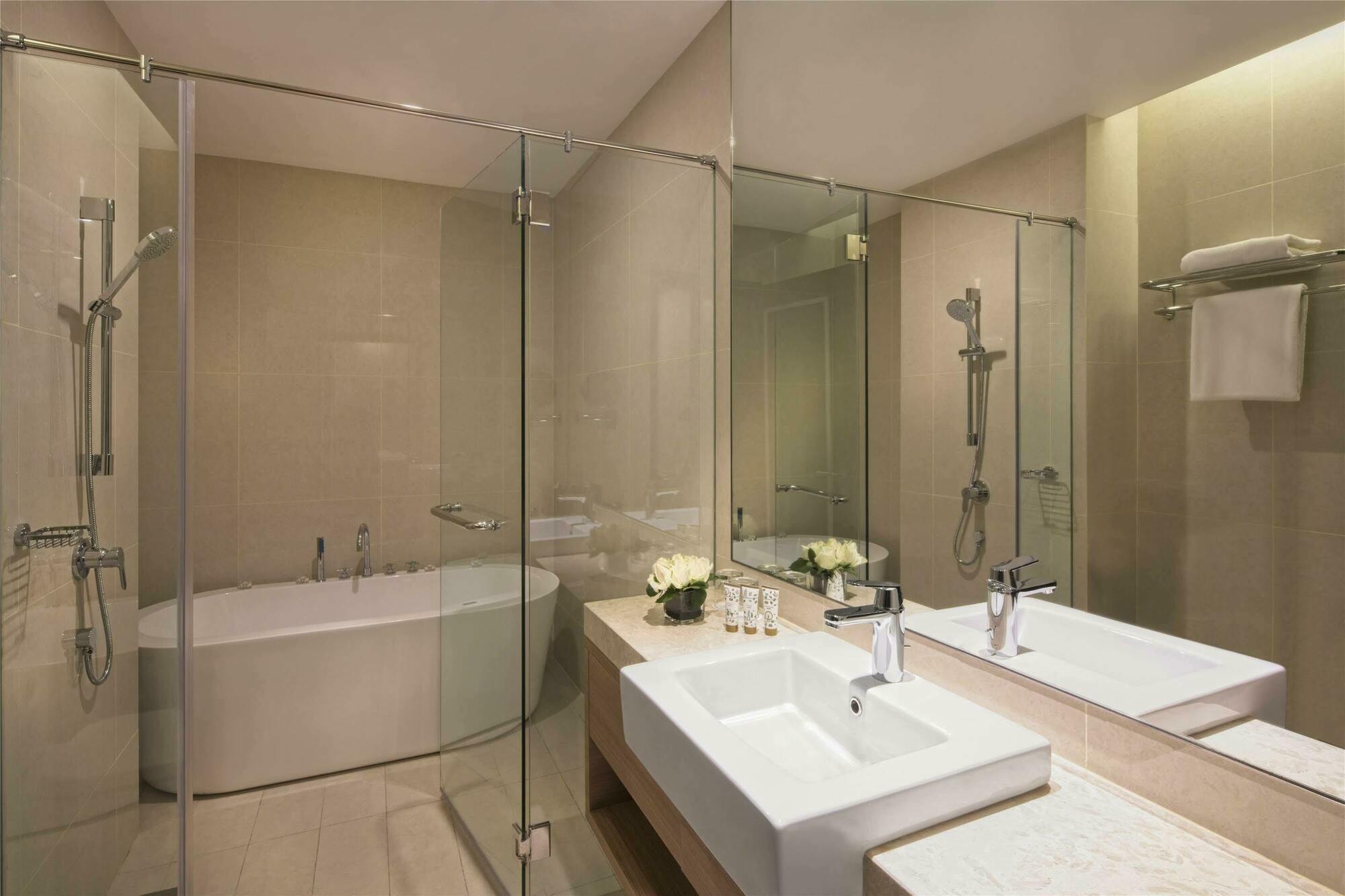 Dorsett Hartamas Kuala Lumpur Hotel Eksteriør billede Bathroom